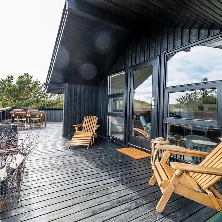 Prázdninový dům 4 Person In *