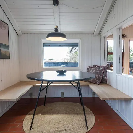 4 Person In Holiday home *